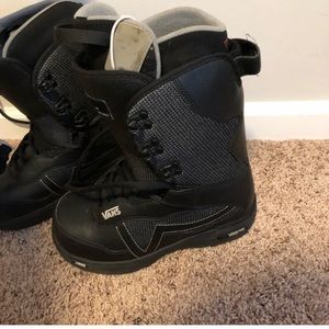 Vans snowboarding boots